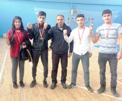 Bismilli bilek güreşçileri Türkiye şampiyonasında Diyarbakır'ı temsil edecek 