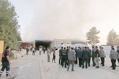 Çırçır fabrikasında korkutan yangın: Tonlarca pamuk kül oldu