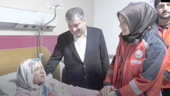 Sağlık Bakanı Koca, yaralıları ziyaret etti