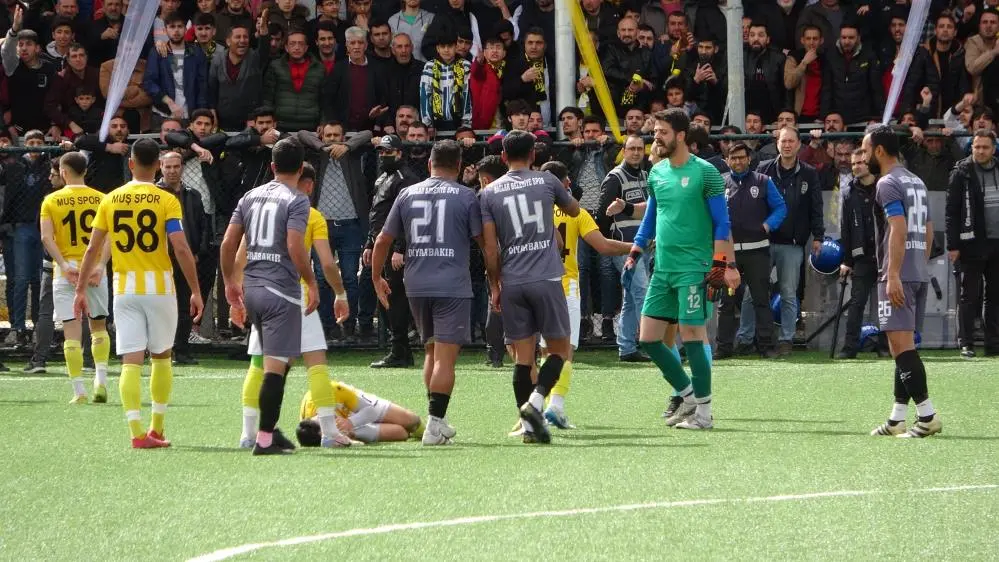 Bağlar Belediyespor fair play yaptı, Muşspor’un golü tartışma yarattı