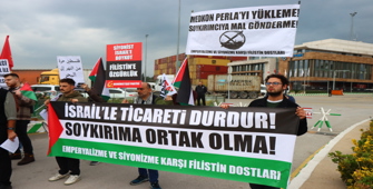 Bursa'daki limanda işçilere İsrail'e yönelik boykota destek çağrısı yapıldı