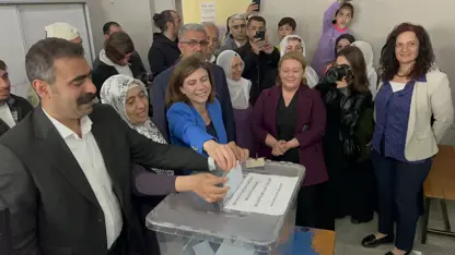 Diyarbakır Büyükşehir Belediye Başkanlığını kesin olmayan sonuçlara göre, DEM Parti kazandı