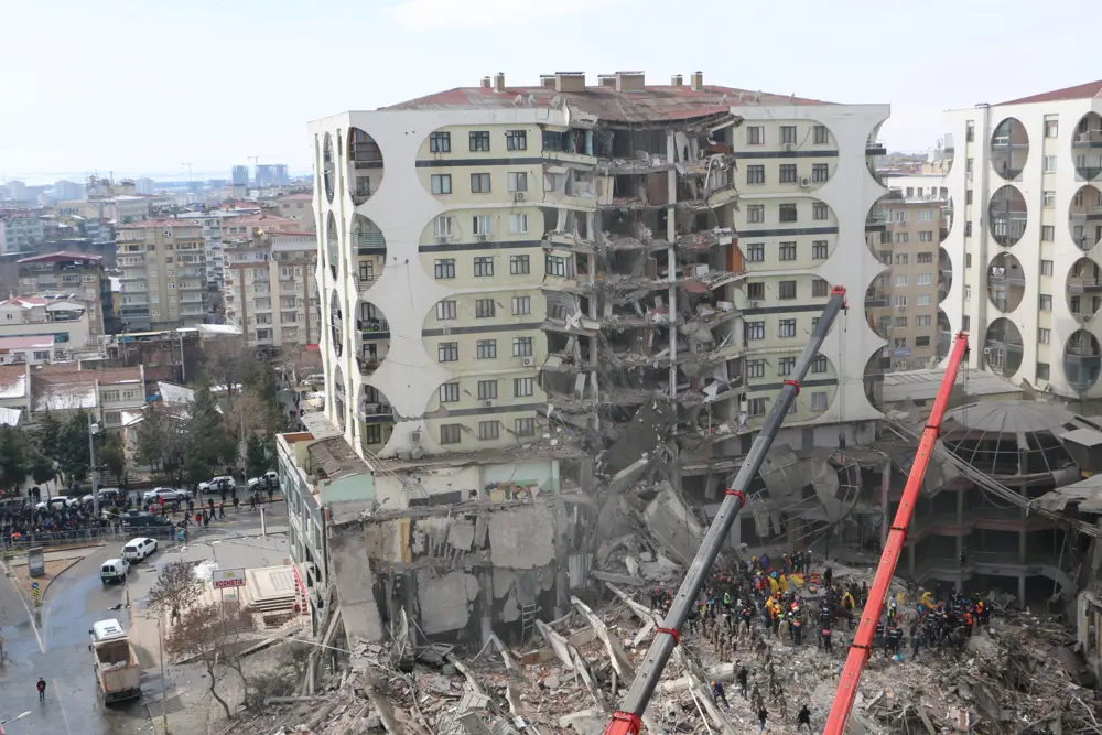 Diyarbakır'da depremde 89 kişi ölmüştü: İşte o bina hakkında karar verildi