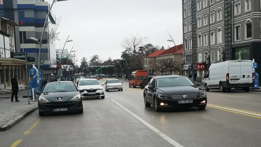 Diyarbakır araç sayısının en yüksek olduğu il sıralamasında ilk 50 de 
