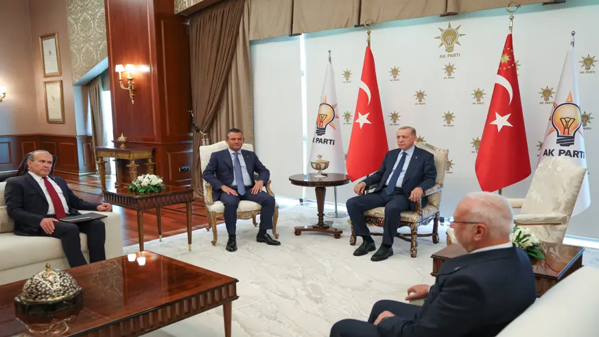 Kritik Cumhurbaşkanı ve CHP Genel Başkanı Özgür Özel görüşmesinden ilk notlar