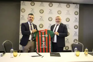 Dicle Elektrik yeni sezonda da Cizre Belediyespor'un forma sponsoru oldu