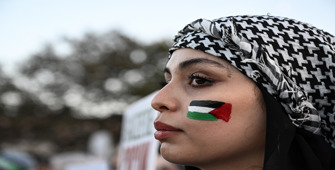 İstanbul'da Filistin için oturma eylemine Arap kadın STK'lerinden destek