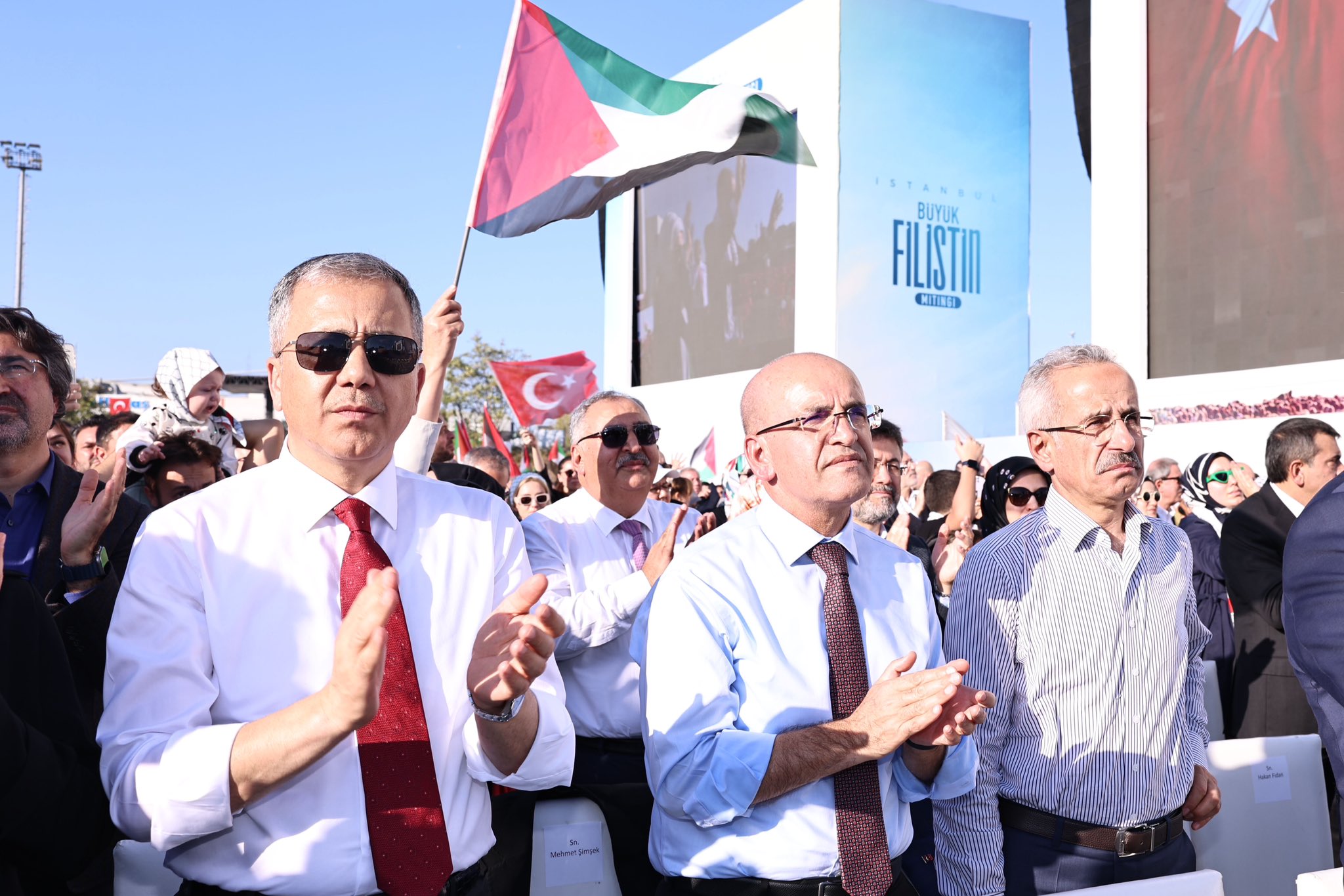 İçişleri Bakanı Yerlikaya 29 Ekim Cumhuriyet Bayramı mesajını verdi