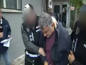 İzmir'de yakalanan FETÖ'nün sözde üst düzey yöneticisi İstanbul'a getirildi