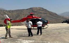 Ambulans helikopter yaralanan çiftçinin imdadına koştu 