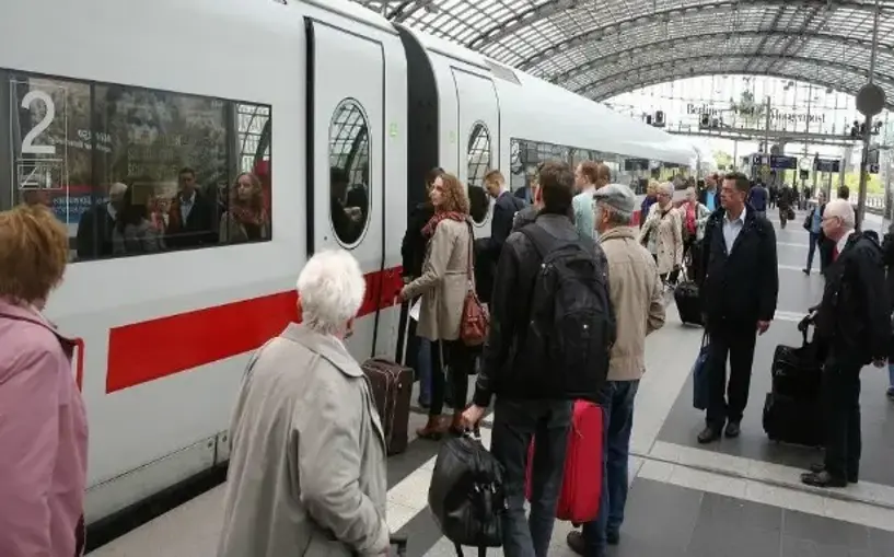 Belçika'da demir yolu çalışanları iki günlük grev başlattı