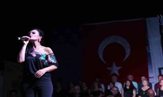 Derinceliler müzik ziyafeti yaşadı