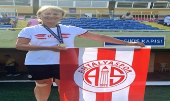 Türkiye Masterler Şampiyonası’na Antalyaspor damga vurdu