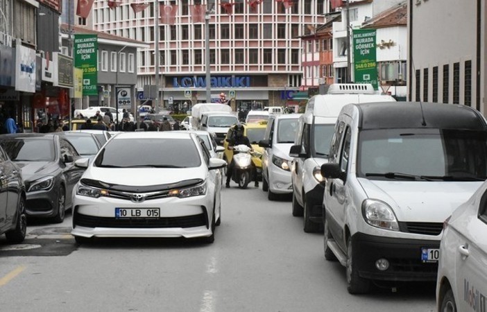 Balıkesir’de trafiğe kayıtlı araç 568 bin 42 oldu