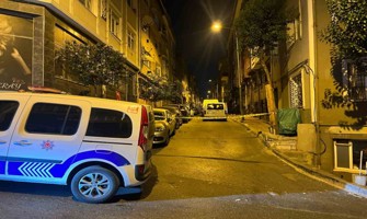 (Video) Bayrampaşa’da vahşet: Eşine kurşun yağdırdı