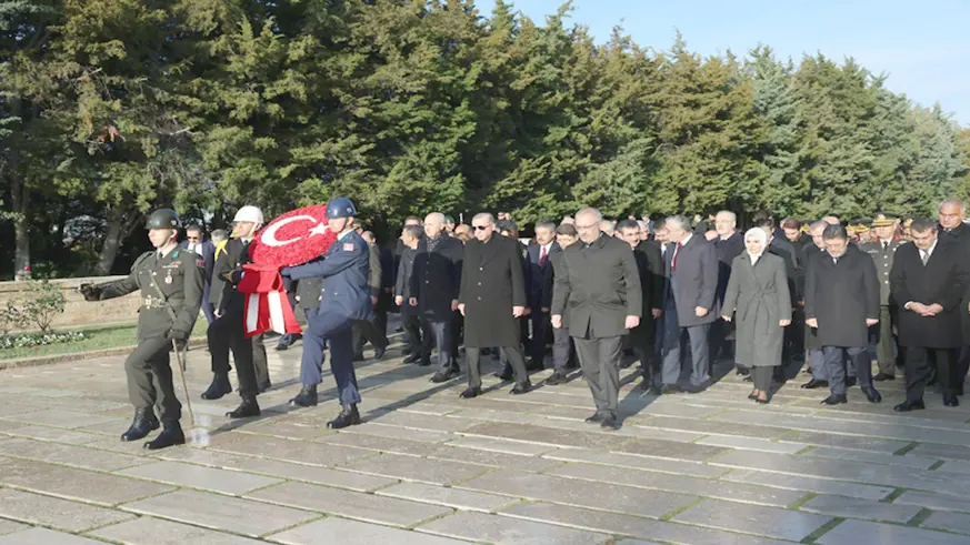 Büyük Önder Atatürk için Anıtkabir'de devlet töreni düzenlendi