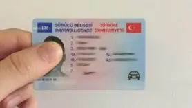 Eski tip sürücü belgelerinin yenilenme süreci uzatıldı 