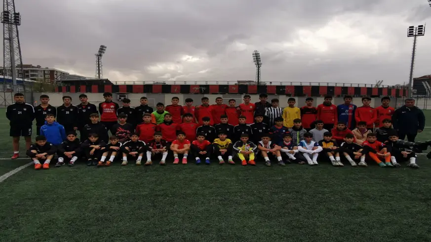 TFF U14 milli takım seçmeleri Van'da yapıldı