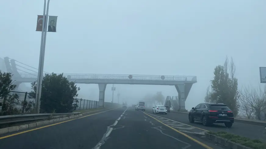 Diyarbakır’da ulaşıma ve uçak seferlerine sis engeli