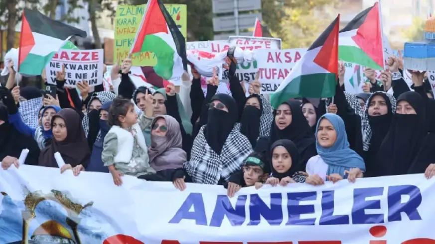 Diyarbakır'da kadınlardan İsrail protestosu