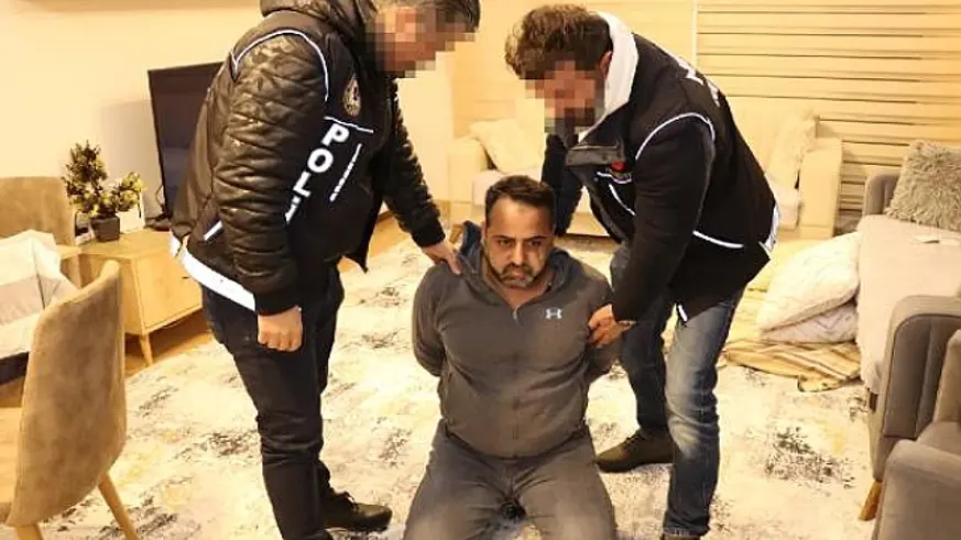 Uluslararası çalışan 4 uyuşturucu baronu da tutuklandı; Yakayı Türkiye'de ele verdiler!