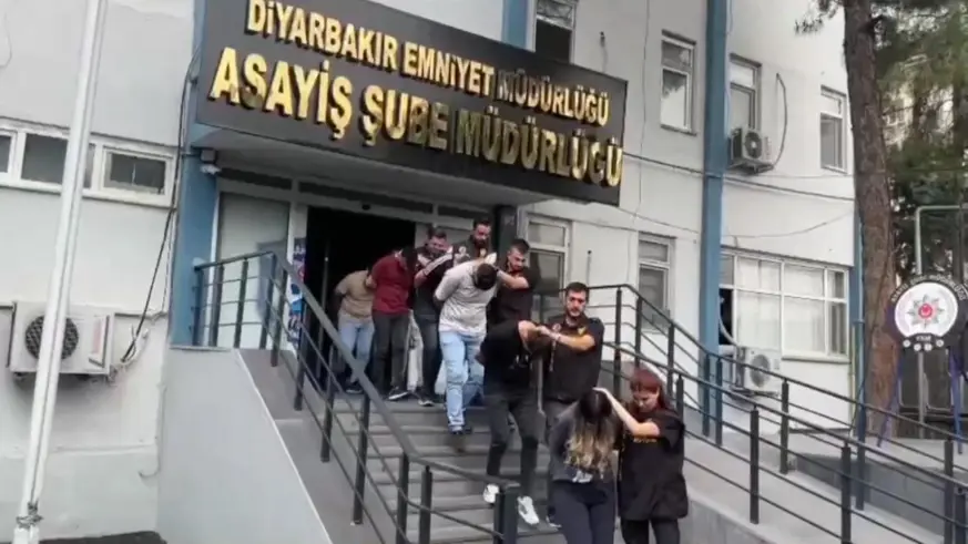 Diyarbakır güzellik salonlarına 'Matruşka' operasyonu: 8 tutuklama
