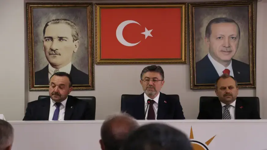 Bakan Yumaklı, AK Parti Kastamonu İl Başkanlığında konuştu