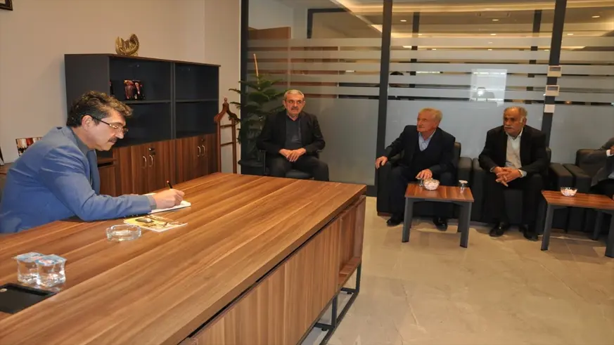 AK Parti Batman Milletvekili Ferhat Nasıroğlu, vatandaşlarla görüştü 