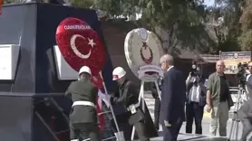 Cumhurbaşkanı Erdoğan, KKTC'de Atatürk Anıtına çelenk sundu
