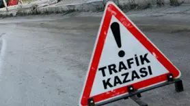 Kars'ta otomobil ile hafif ticari araç çarpıştı: 13 yaralı