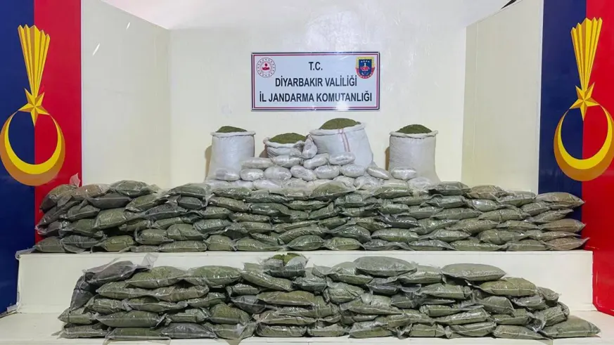 Diyarbakır'da 285 kilo uyuşturucu ele geçirildi