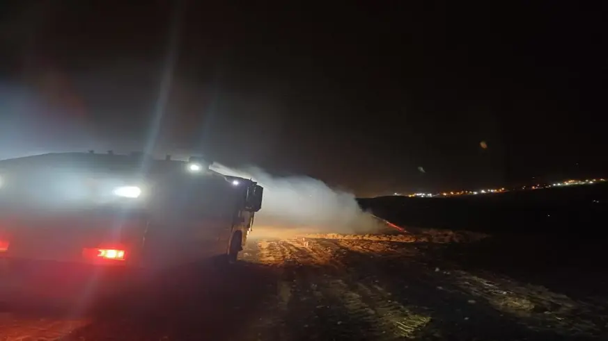 Diyarbakır'da anız yangını TOMA ve itfaiye ekiplerince söndürüldü