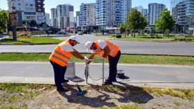 ‘Temiz bir kent’ için cadde ve bulvarlara çöp kovaları yerleştiriliyor