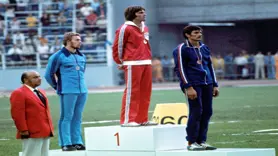 Caitlyn Jenner 1976'da aldığı altın olimpiyat madalyasını satıyor