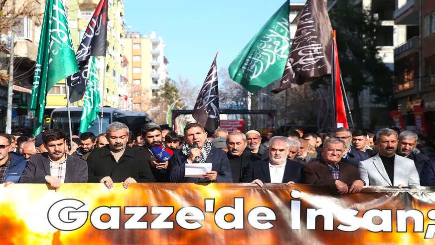 İsrail'in Gazze'ye yönelik saldırıları protesto edildi