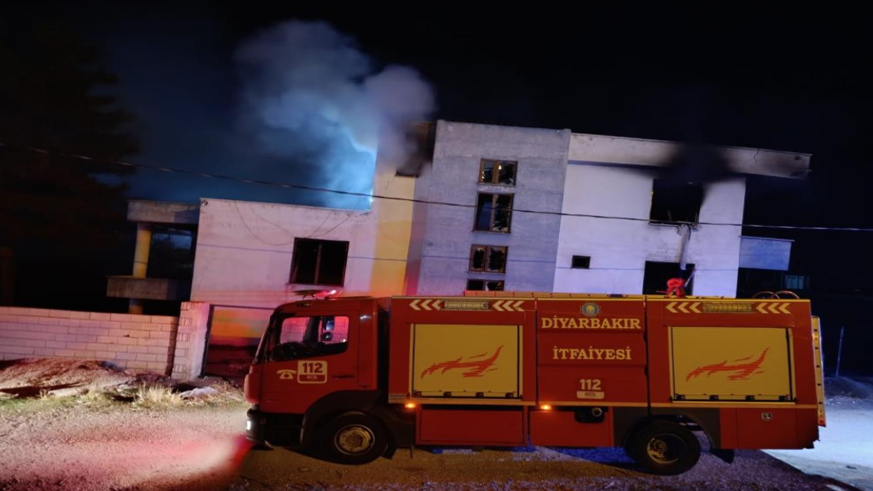 Diyarbakır'da çıkan yangın