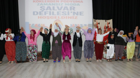 Diyarbakır’da şalvar defilesi