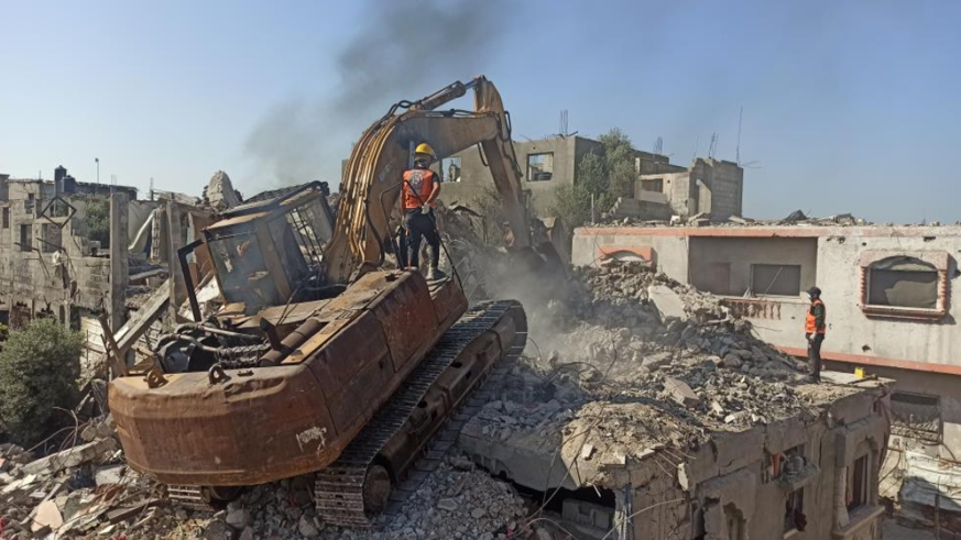 Enkaz altındaki cenazelerin çıkarılmasına yönelik çalışmalar