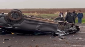 Diyarbakır'da otomobil takla attı