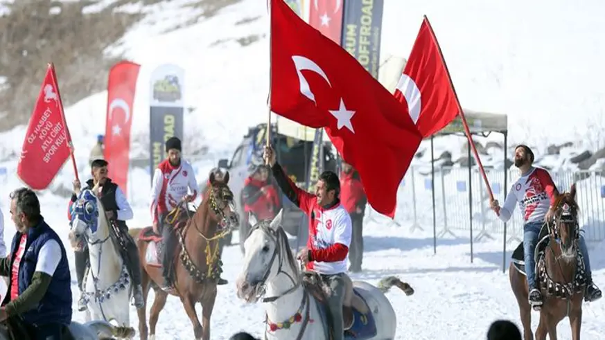 Altın At Kristal Buz Festivali 