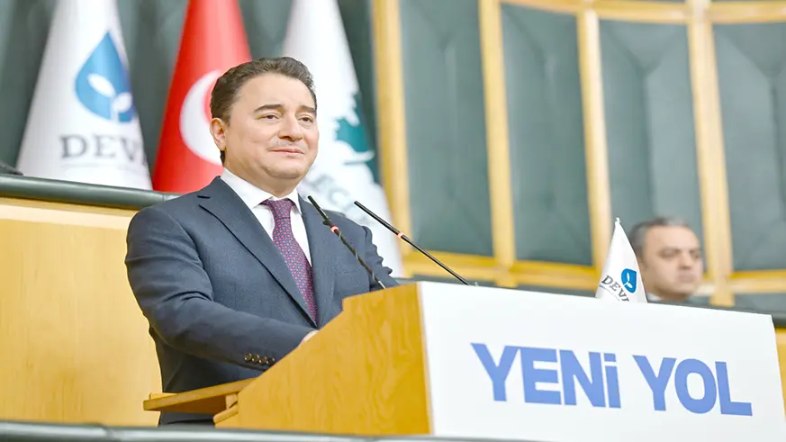 Ali Babacan: Kürtçe'den korkup yayını kestiler