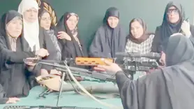 İran'da kadın gönüllülere silahlı askeri eğitim