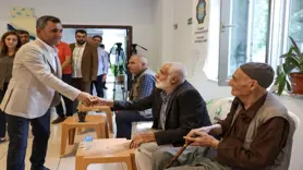 Eşbaşkan ay, yaşlılarla buluştu