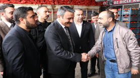 ‘Terörsüz Türkiye' süreci hal esnafının yüzünü güldürdü