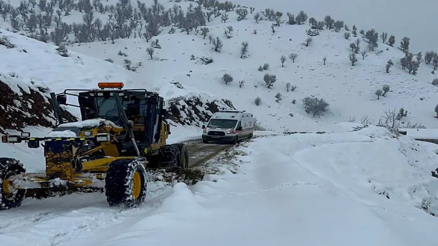 Diyarbakır'da kapanan yollar günler süren çalışmalar sonucu açıldı