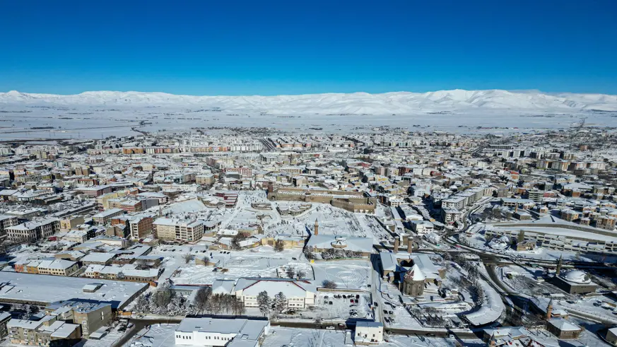 1147 yerleşim yerine ulaşım sağlanamıyor