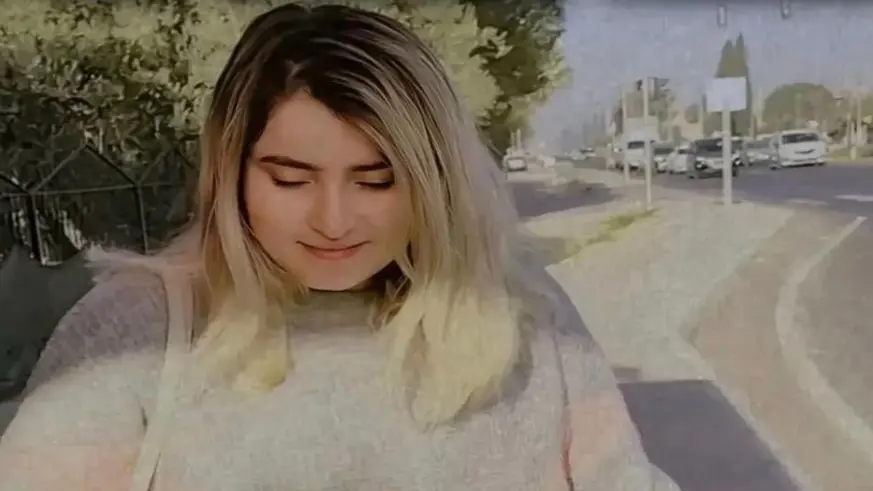 Midibüsün çarptığı genç kadın yaşamını yitirdi