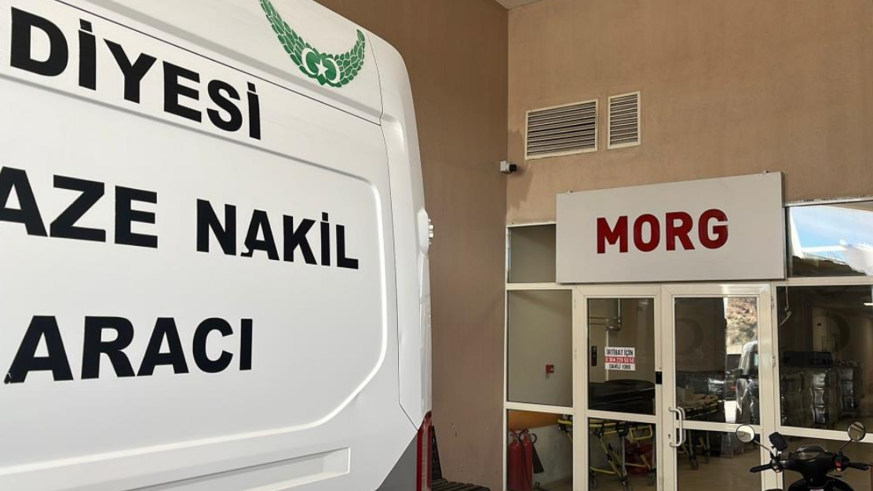 Kusmuğu boğazına kaçan bebek hayatını kaybetti