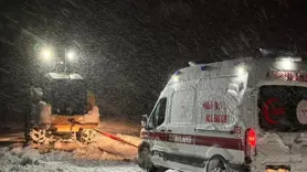 İlçede kaymakamlık koordinesinde karla mücadele ediliyor