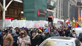 New York'ta binlerce kişi Venezuela için yürüdü